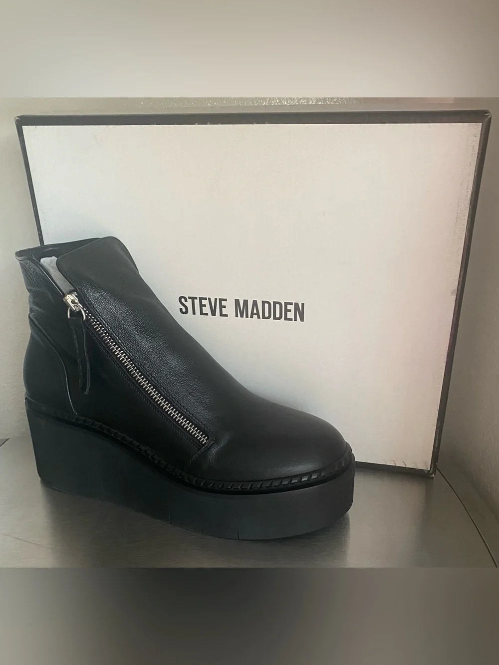 NEW STEVE MADDEN WOMENS LEATHER PLATFORM DOUBLE ZIP BOOTS